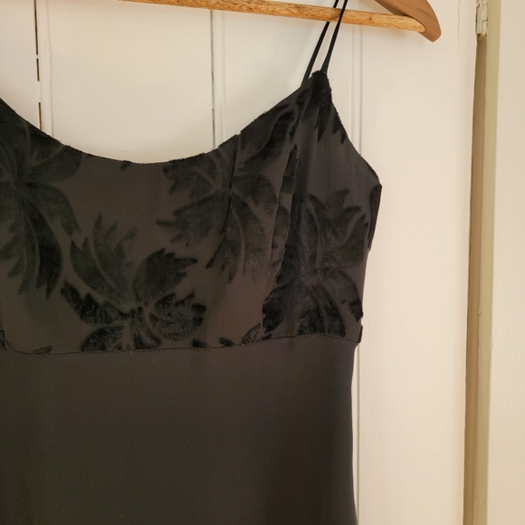 Little elegant black dress - Picture 2 of 7